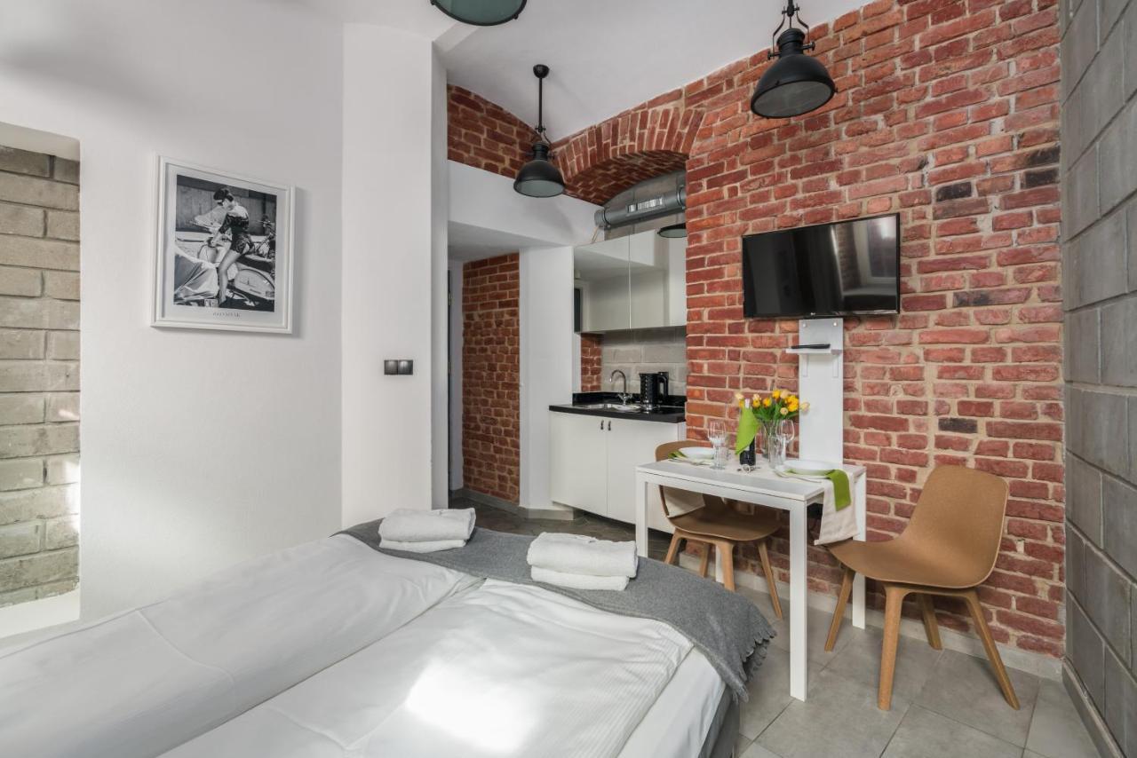 Underground Level Apartments Strzalowa By Renters 波兹南 外观 照片