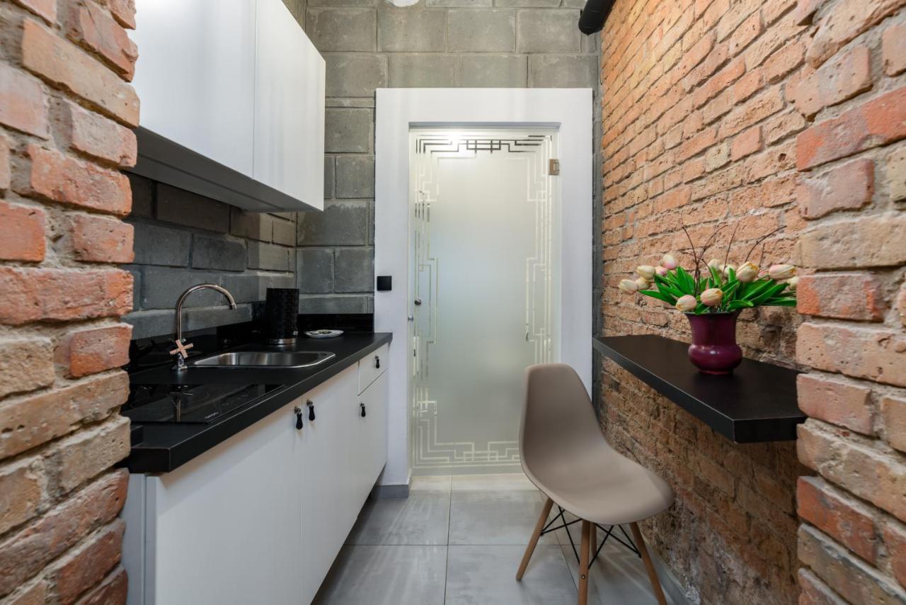 Underground Level Apartments Strzalowa By Renters 波兹南 外观 照片