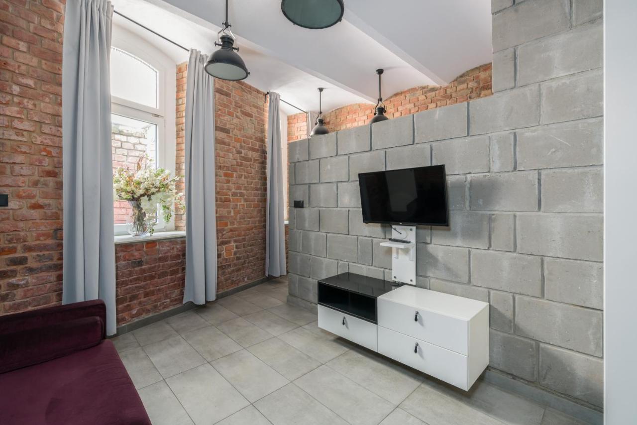 Underground Level Apartments Strzalowa By Renters 波兹南 外观 照片